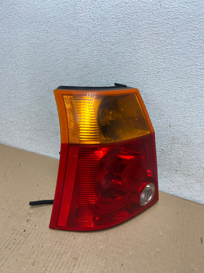 2004 2005 2006 Chrysler Pacifica Left Driver LH Tail Light AF3124 LK2