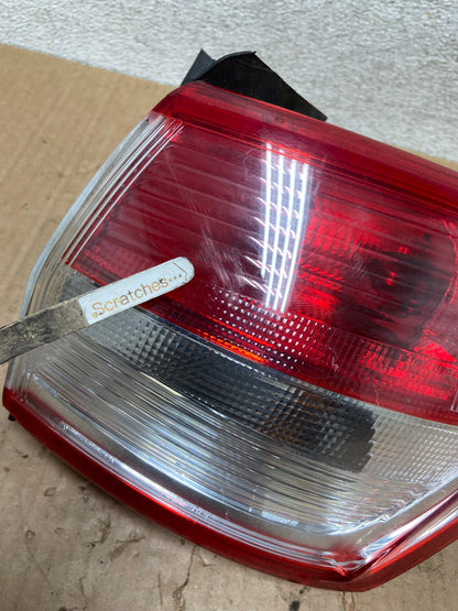 2013 to 2016 Ford Escape Right Passenger RH Side Tail Light AI5564 LK3