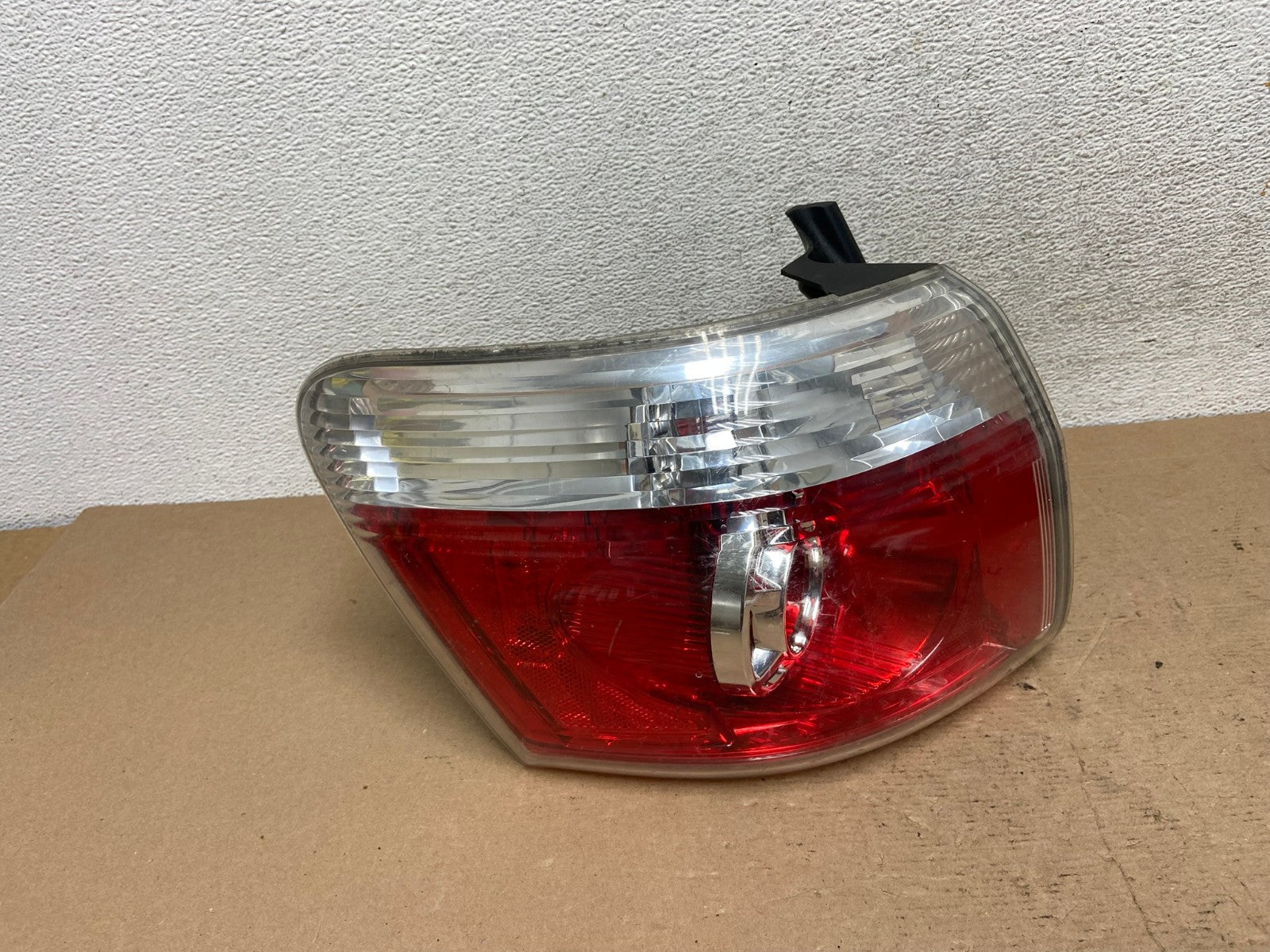 2007 to 2012 GMC Acadia Tail Light Left Side Driver Lh AF4730 LK0