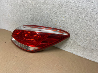 2011 - 2014 Nissan Murano Right Passenger Side RH Tail Light AH5703 LK2