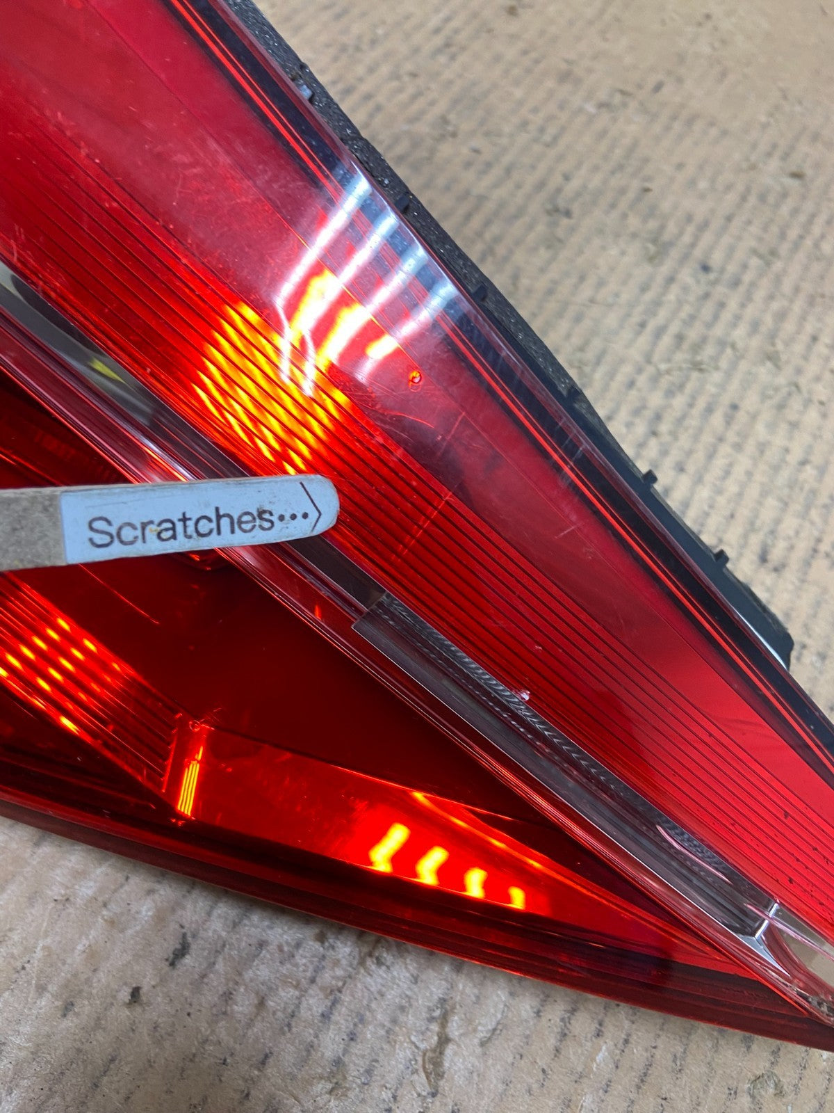 2016-2019 Volkswagen Passat Left Driver Side Inner Tail Light AE1268 PS3