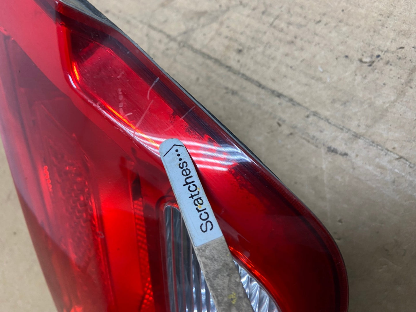 2011-2013 Jeep Grand Cherokee Left Driver Side Lh Inner Tail Light Oem AC3095 LK3