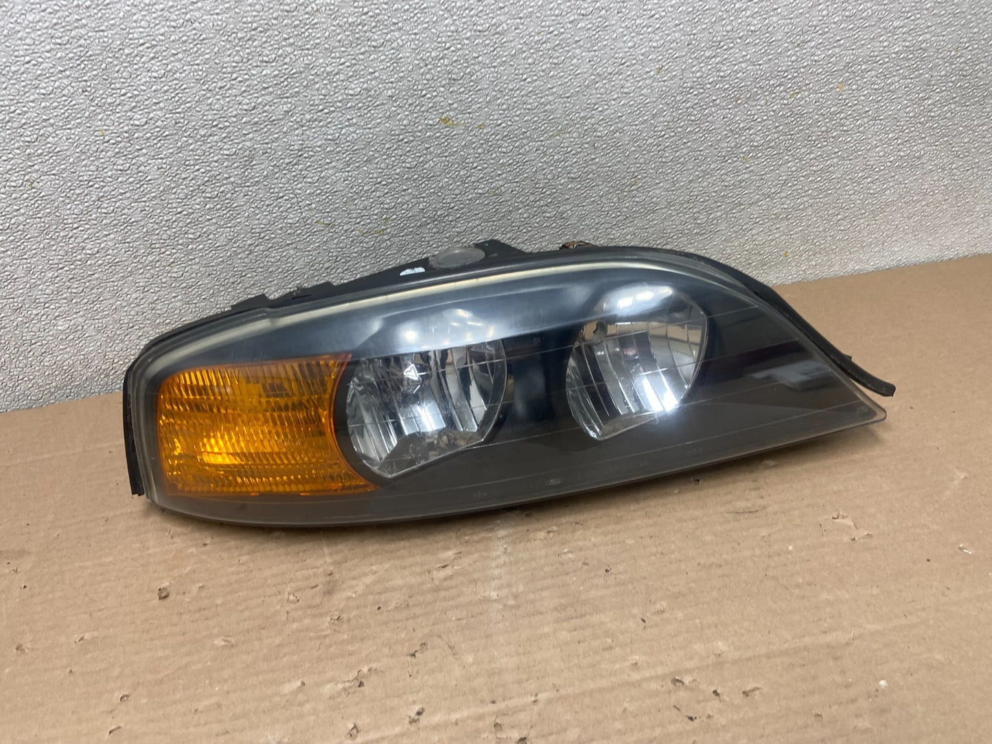 2000 to 2002 Lincoln Ls Right Passenger RH Side Headlight Halogen Oem AA8763 DW0