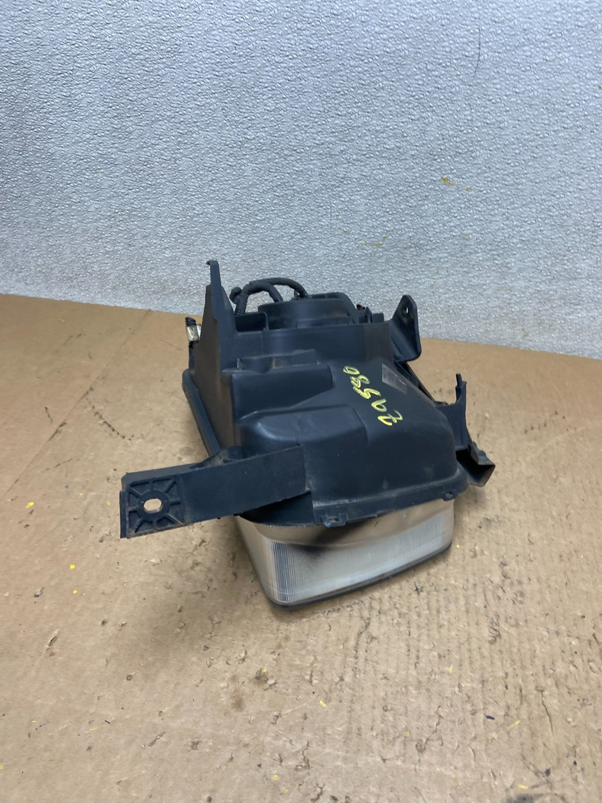 2003 to 2006 Honda Element Left Driver Lh Side Headlight Z9580 DW9
