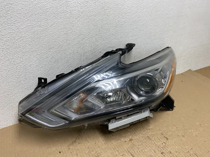 2016 - 2018 Nissan Altima Left Driver LH Halogen Headlight AE7097 DW2