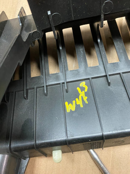2015 to 2019 Bmw X6 Rear Left Driver Quarter Waist Rail Cover Panel W4713 DG7