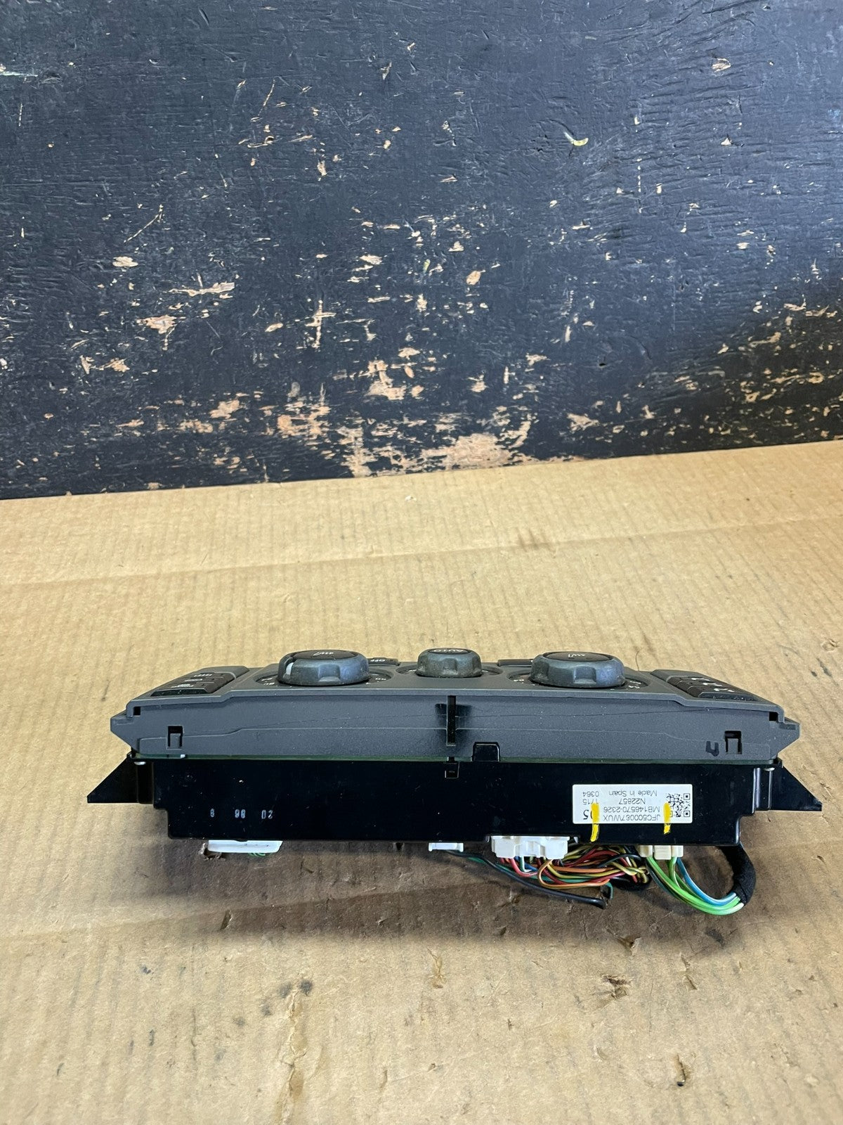2005 to  2009  Land Rover LR3 Ac Heater Climate Control Oem AA9298 DG3