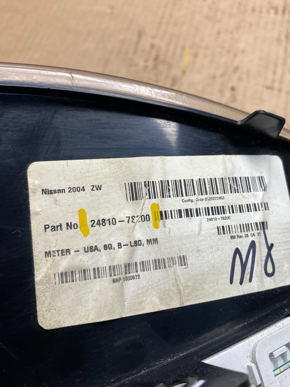 2004 to 2005 Nissan Titan Speedometer Cluster Gauge Bezel P5672 DG6