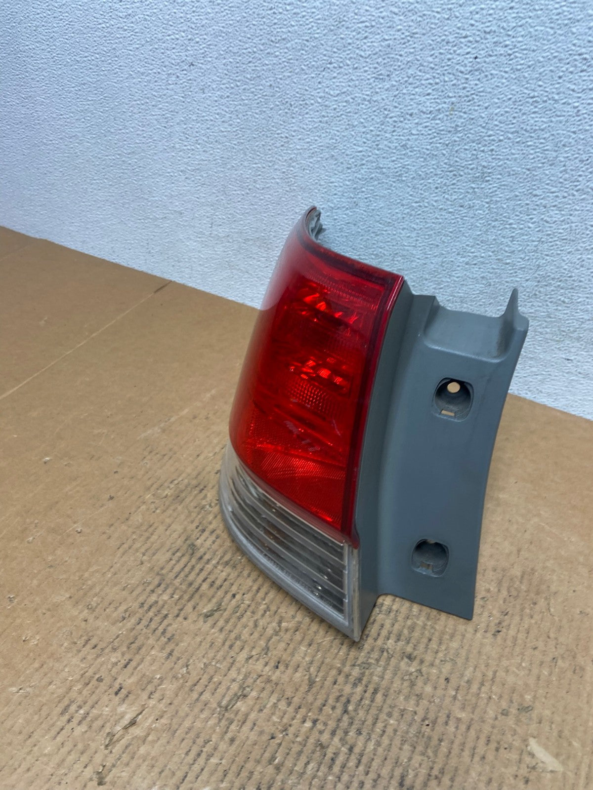 2008 2009 2010 Honda Odyssey Left Driver LH Side Tail Light AE0232 LK1