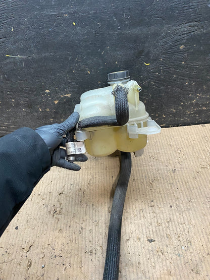 2020-2023 Ford Explorer Radiator Coolant Recovery Bootle Tank  x0250 DG2