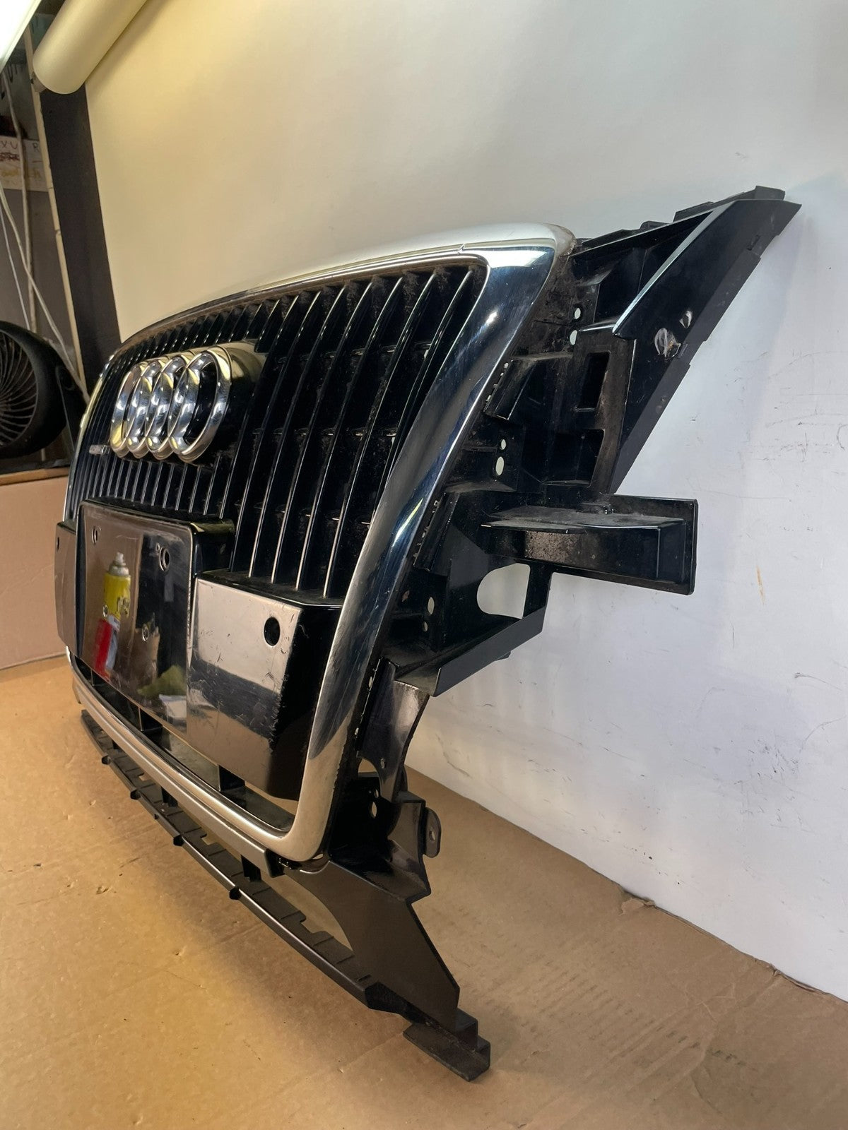 2013 to 2015 Audi Q5 Front Upper Grill Grille ag7609 DG1