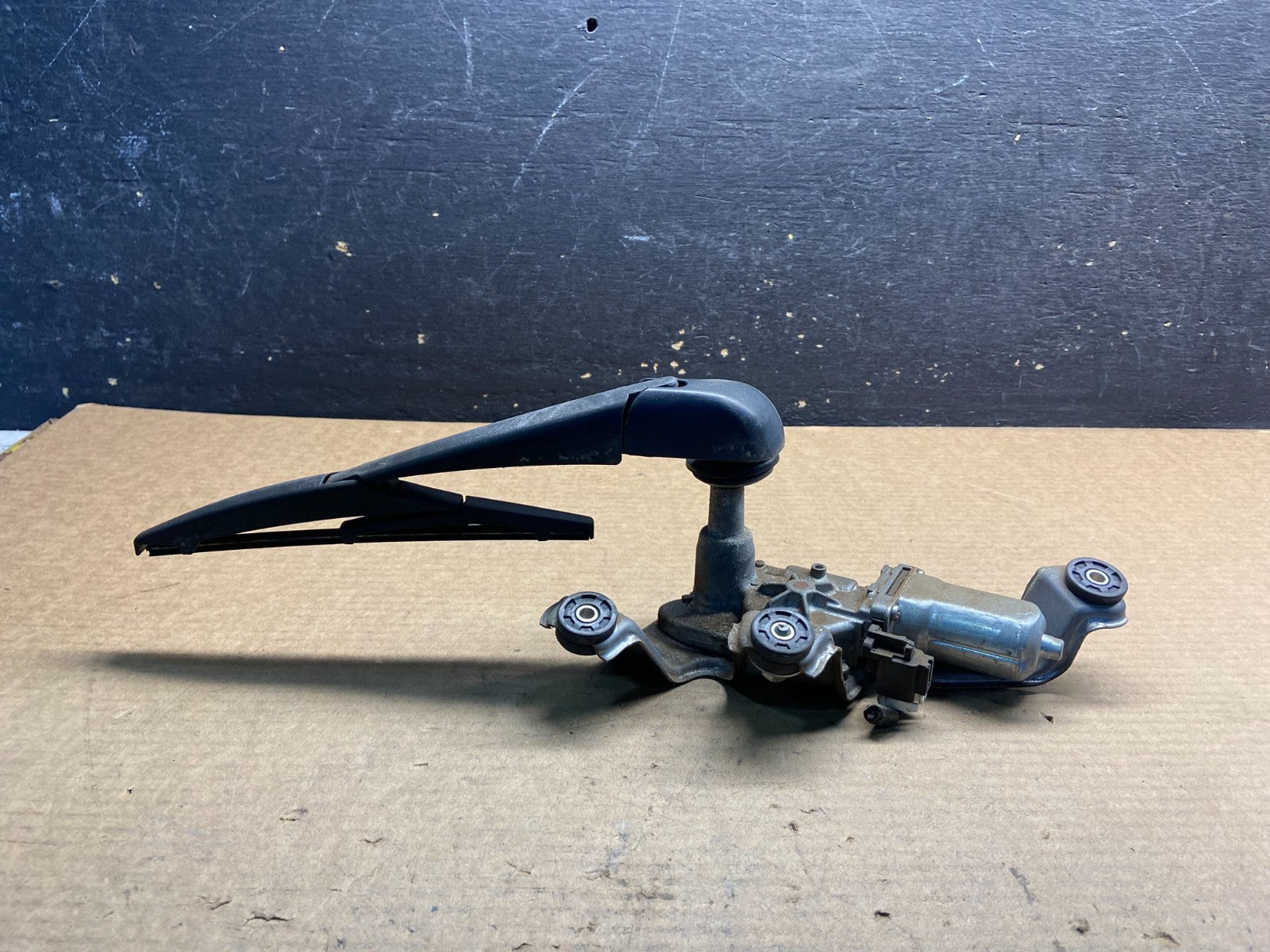 2008 to 2014 Scion xD Rear Wiper Motor OEM AA0669 DG1