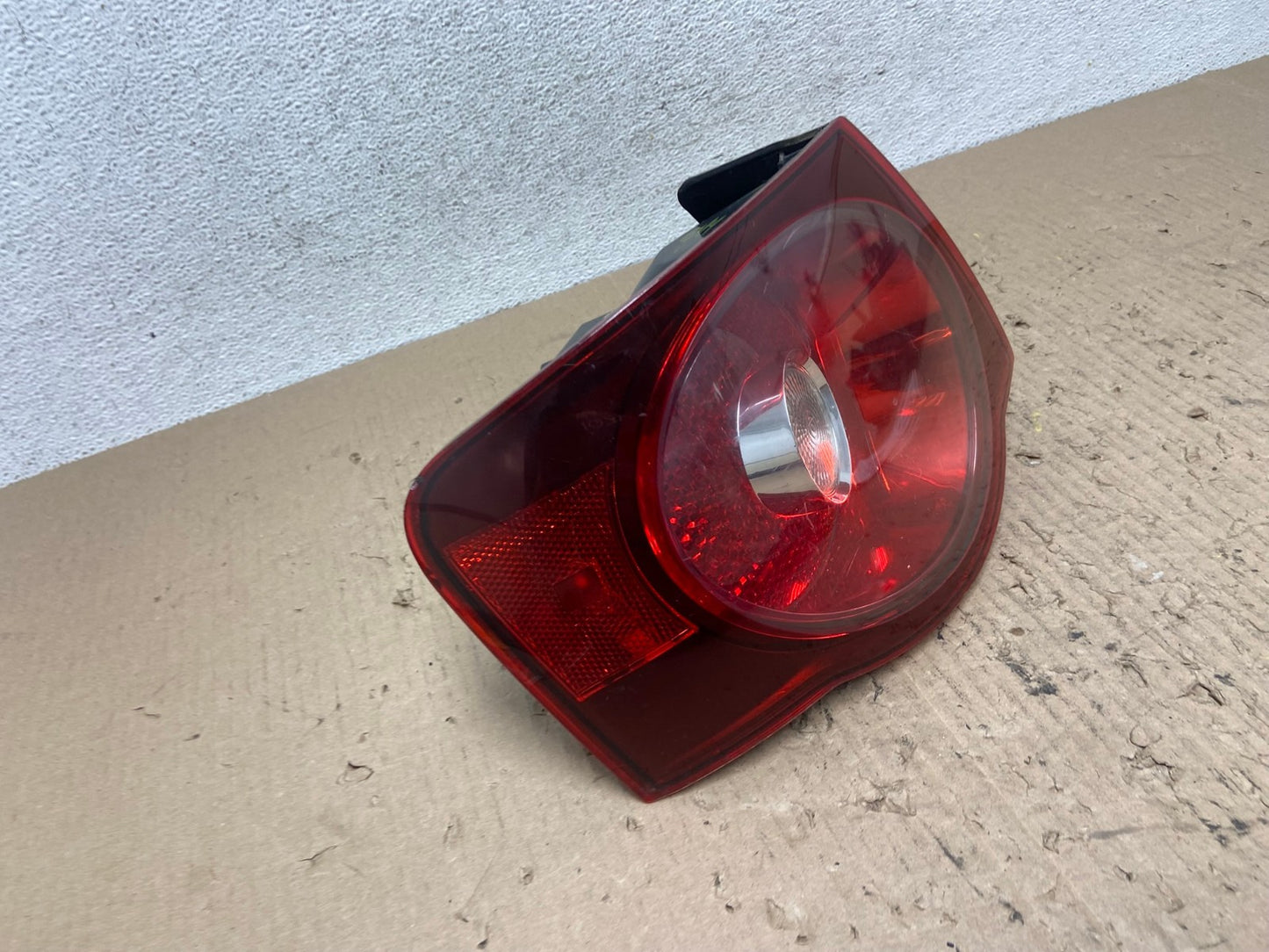 2008 2009 2010 Volkswagen Jetta Left LH Side Tail Light AF7223 LK2