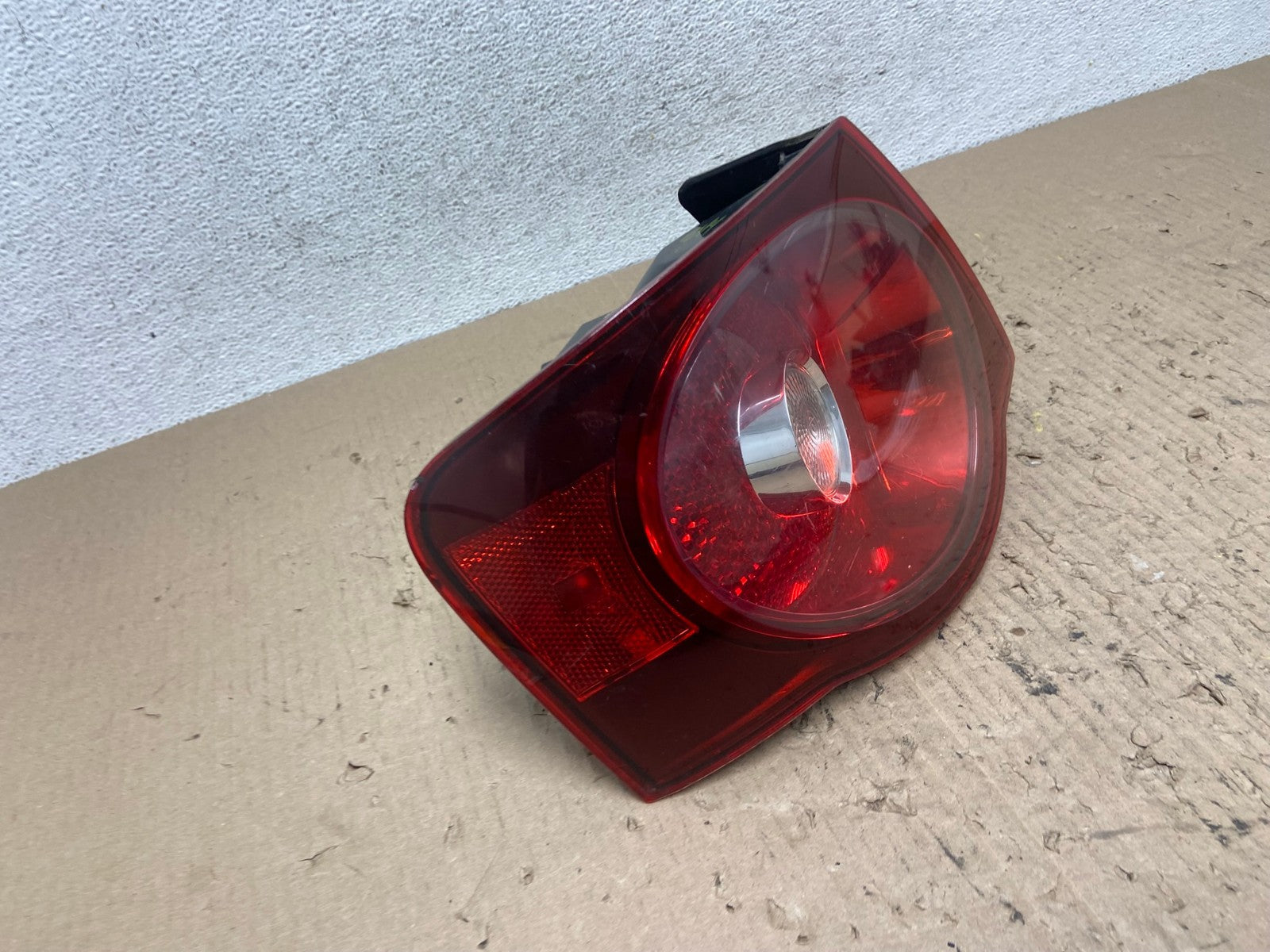 2008 2009 2010 Volkswagen Jetta Left LH Side Tail Light AF7223 LK2