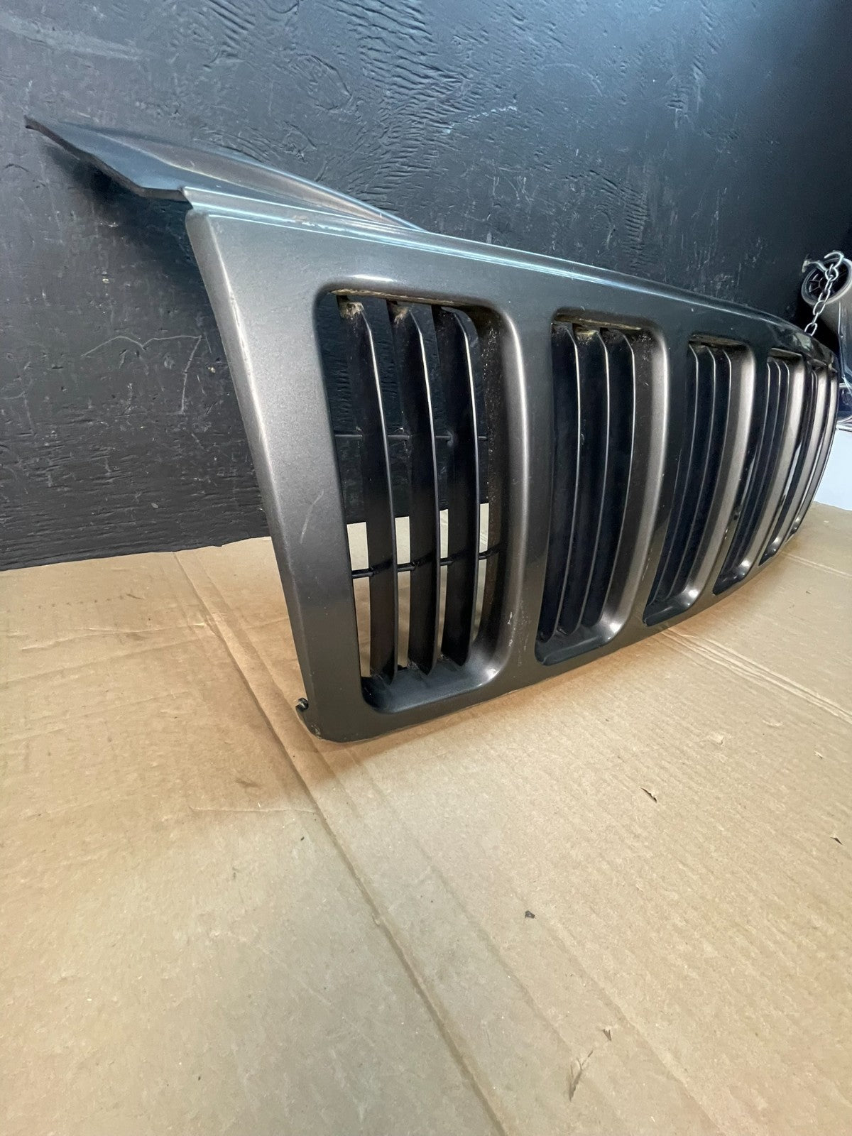 2005 2006 2007 Jeep Grand Cherokee Front Upper Grill Grille ac5342 DG1