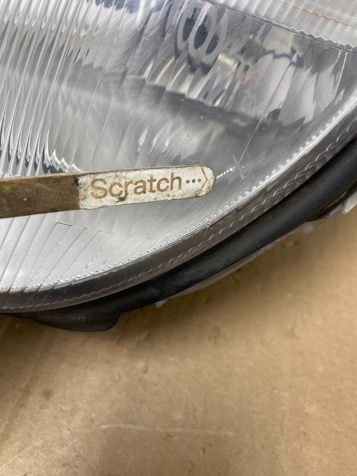 2001-2004 Mercedes-Benz C Class Halogen Left Driver Headlight AD1178 DW3