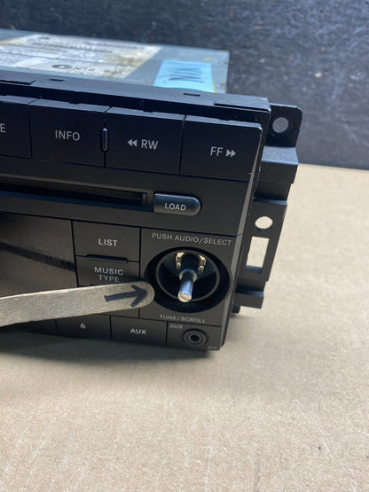 2008 2012 Jeep Dodge Chrysler Screen Display CD Player Satellite Radio AG7443 DG1