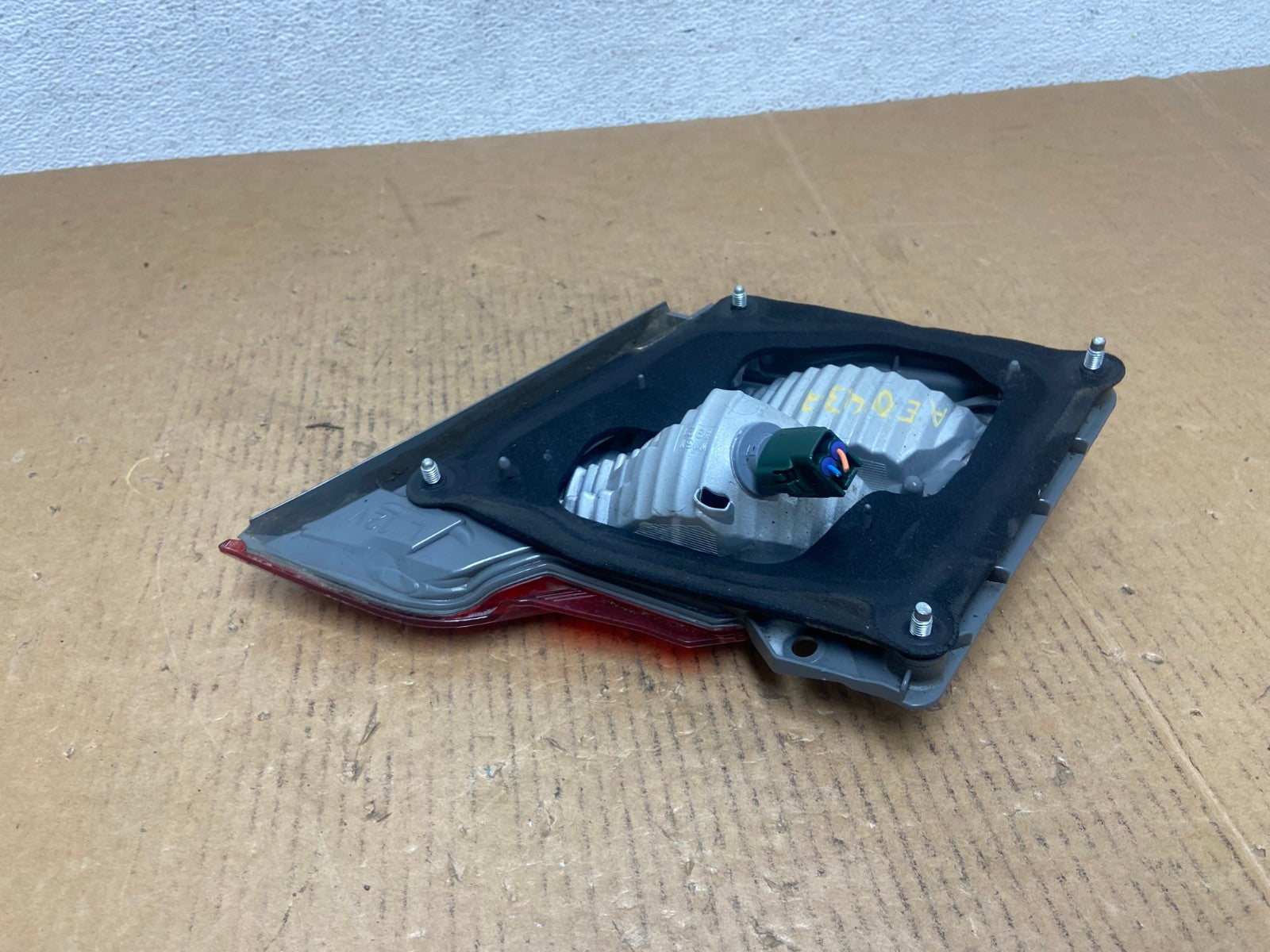 2011 2012 2013 Infiniti M37 M56 Left Driver LH Inner Tail Light AE0432 LK3