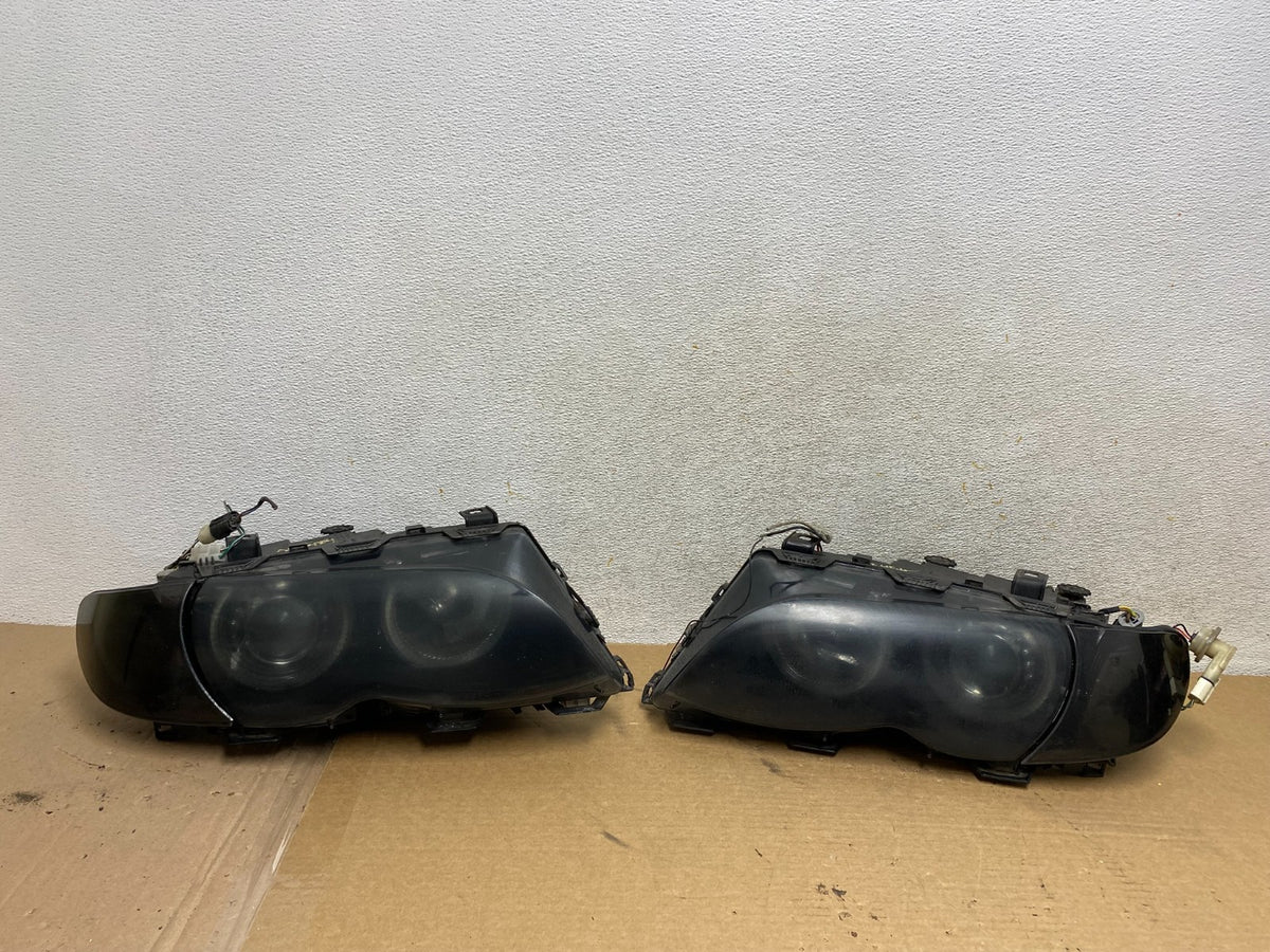 2002 to 2005 BMW 3 E46 Sedan Left+Right Set Headlights AH4177 PS0