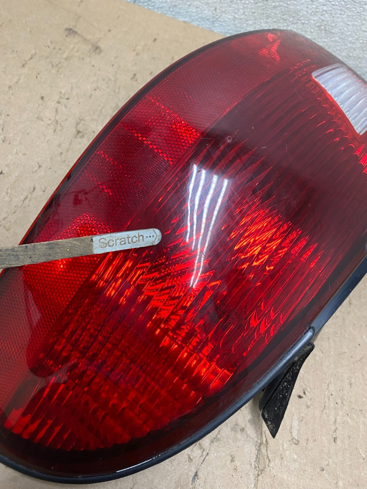 2000 - 2003 Mercury Sable Sedan Right Passenger Rh Side Tail Light OEM S4342 DW4