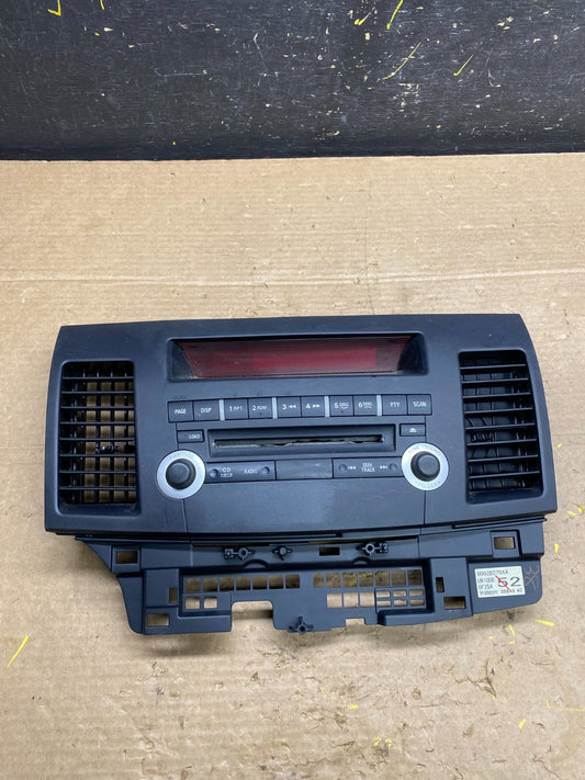 2010-2015 Mitsubishi Lancer Radio AM/FM CD Player Air Vent w9710 DG0