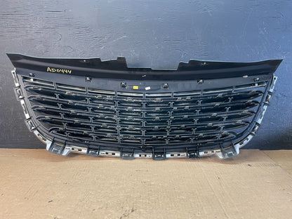 2011 to 2016 Chrysler Town & Country Front Upper Grill Grille AD0444 DG4