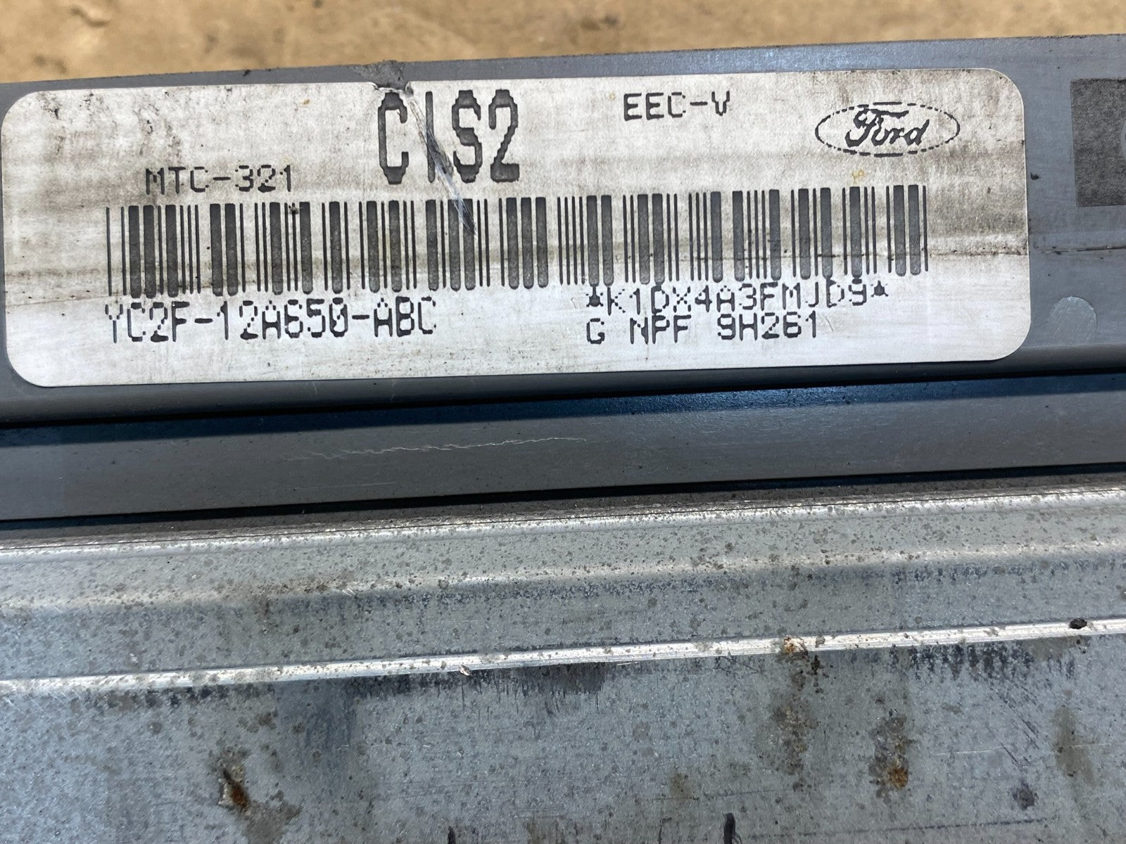 2000 Ford E-Series Engine Control Module Computer ECU ECM AF8924 DG2