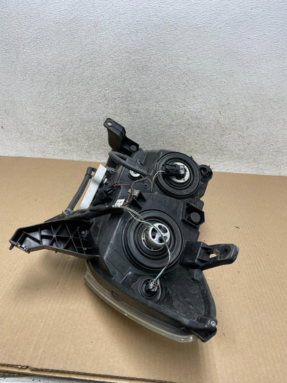 2013 to 2016 Nissan Pathfinder Right Passenger RH Side Headlight AJ2408 DW6