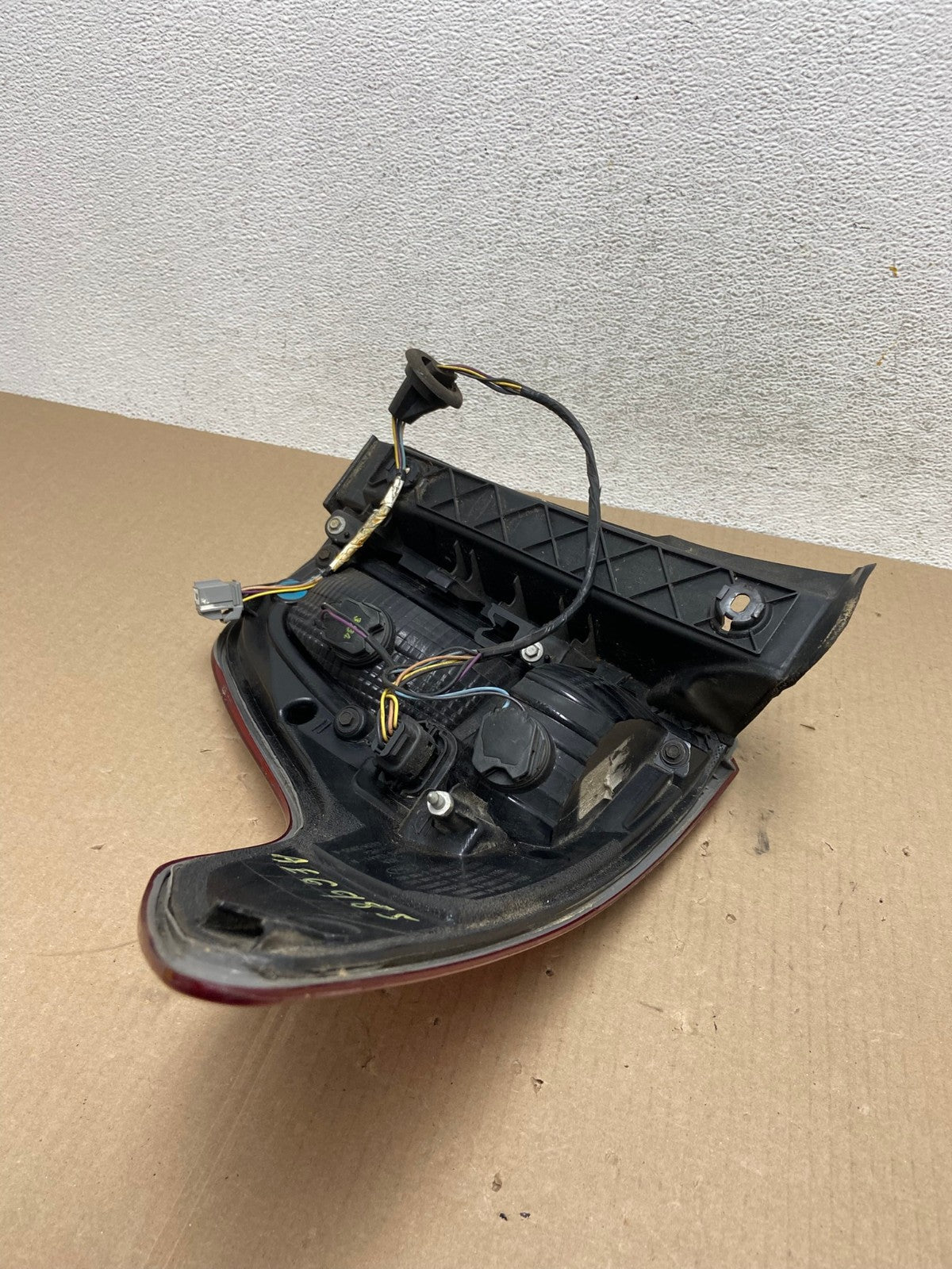 2011 2012 2013 2014 2015 Ford Explorer Left Driver LH Side Tail light AE6985 LK6