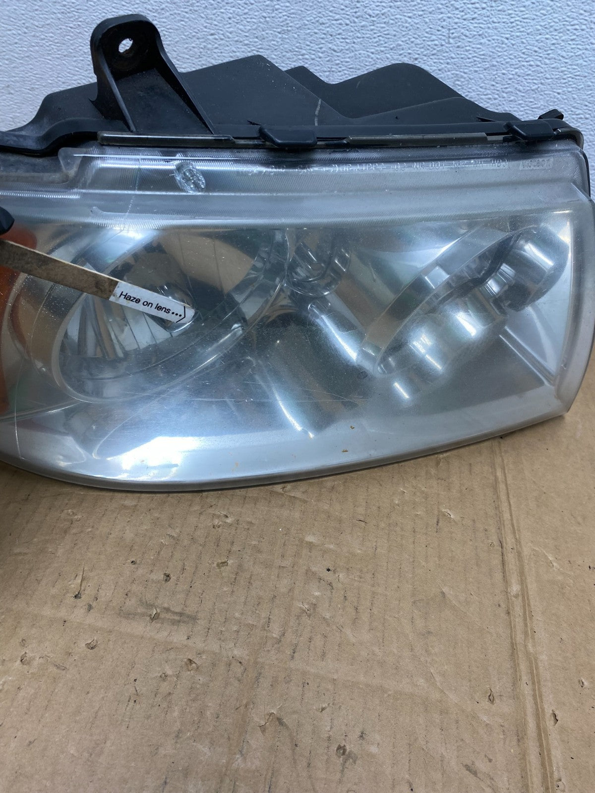 Xenon 2003-2006 Lincoln Navigator Right Passenger Side Headlight AC7559 DW5