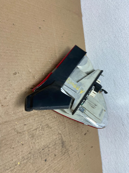 2007 to 2010 Bmw X5 E70 Right Passenger Rh Side Tail Light OEM AB8462 DW5