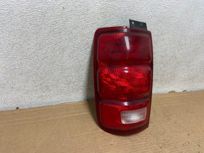 1997 to 2002 Ford Expedition Left Driver LH Tail light AH8861 LK1