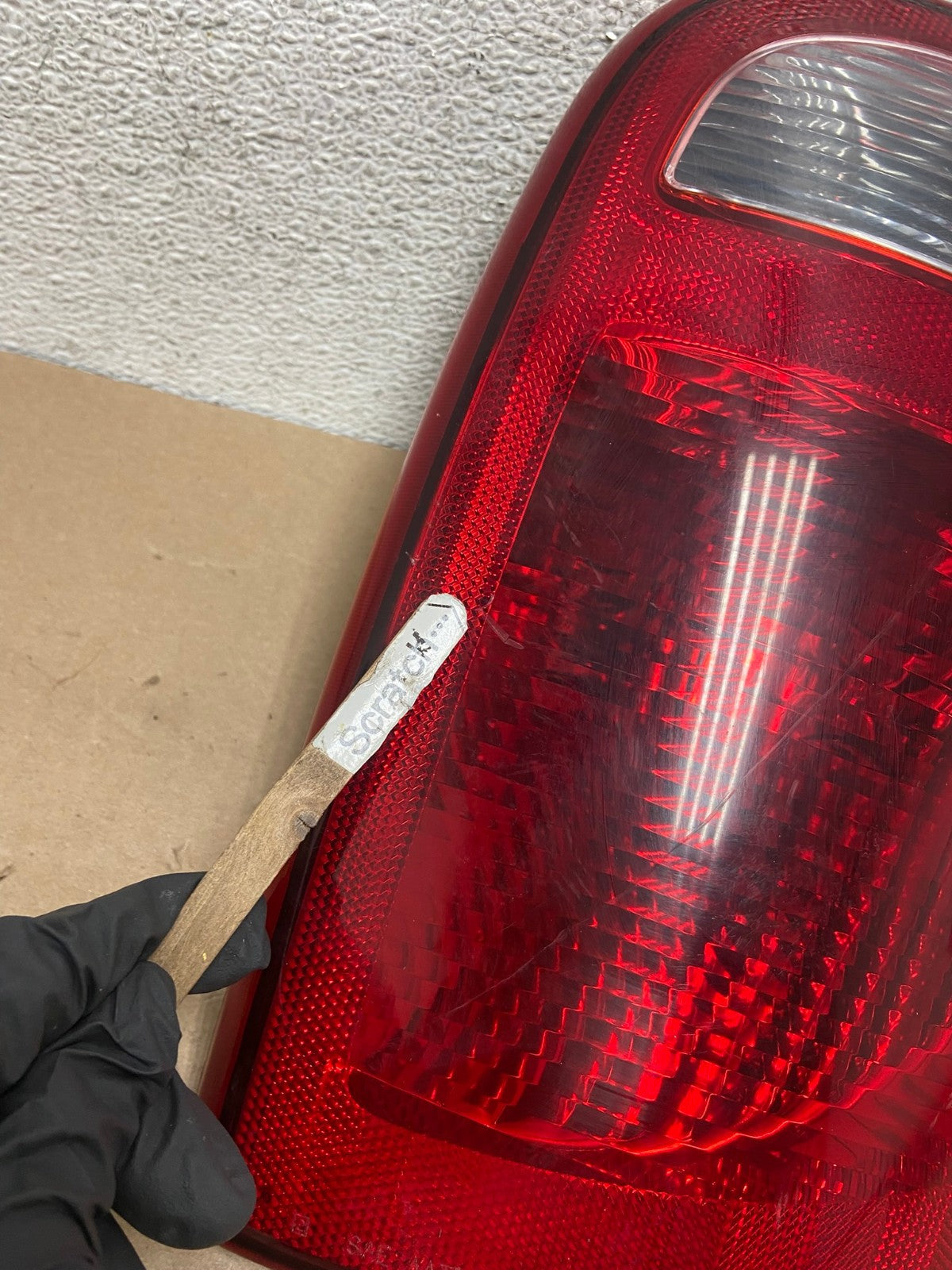2004 - 2007 Dodge Grand Caravan Right Passenger Side Tail Light AG4771 LK3