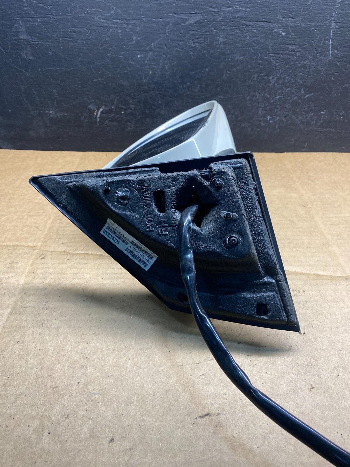 2008 to 2012 Buick Enclave Right Passenger Side View Door Mirror AD6767 DG4