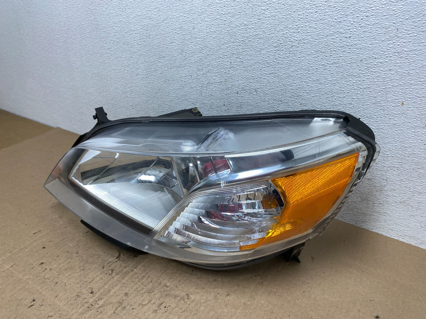 2013 to 2017 Nissan NV200 Left Driver LH Halogen Headlight AE6577 DW1