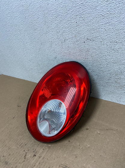 2006 - 2010 Volkswagen Beetle Right Passenger RH Side Tail Light ae6080 DG1