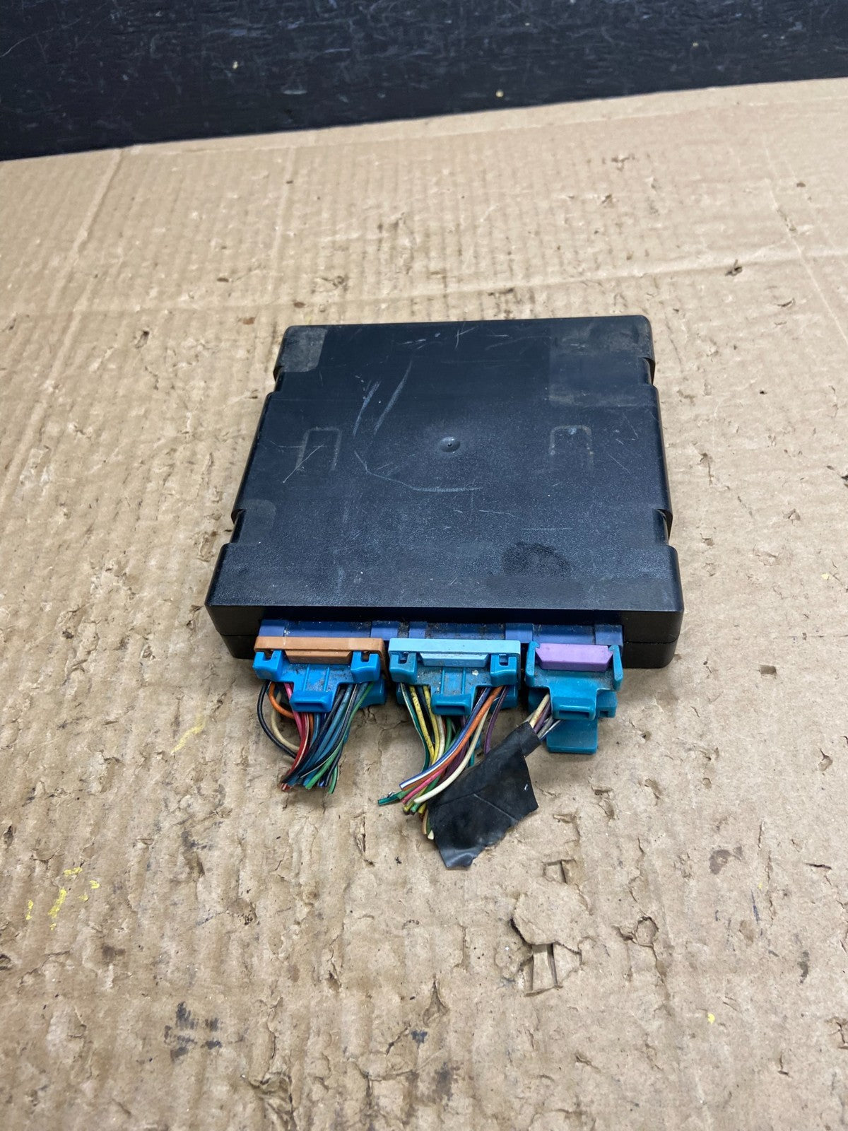2002 Chevrolet Avalanche Silverado Body Control BCM Module ad1958 DG3