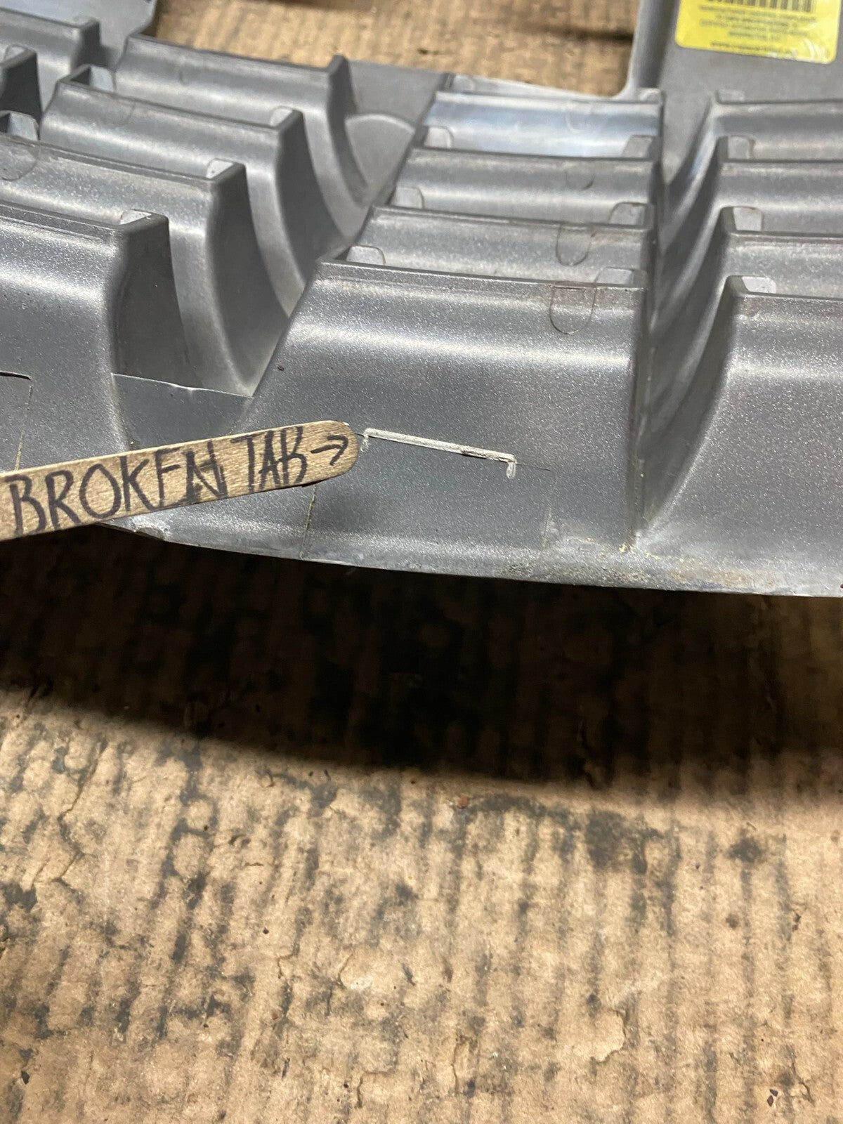 2007 to 2010 Chrysler Sebring Front Upper Grille Grill N2086 DG Aftermarket14