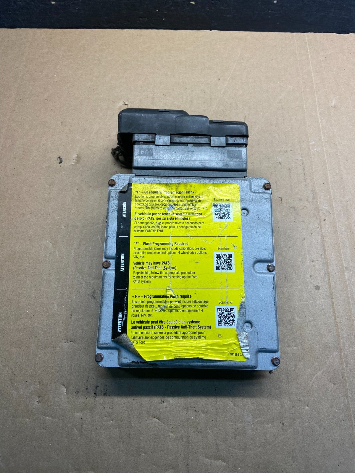 2004 Ford E-Series 4.6L Van Engine Control ECU Computer 4U7A12A650KTA ag1574 DG1