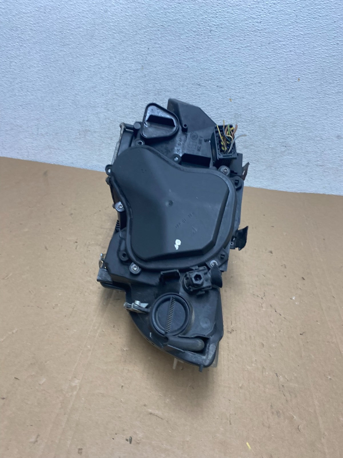 2007-2010 BMW 3-Series Coupe 335i Right Passenger Headlight Xenon HID AD7969 DW6