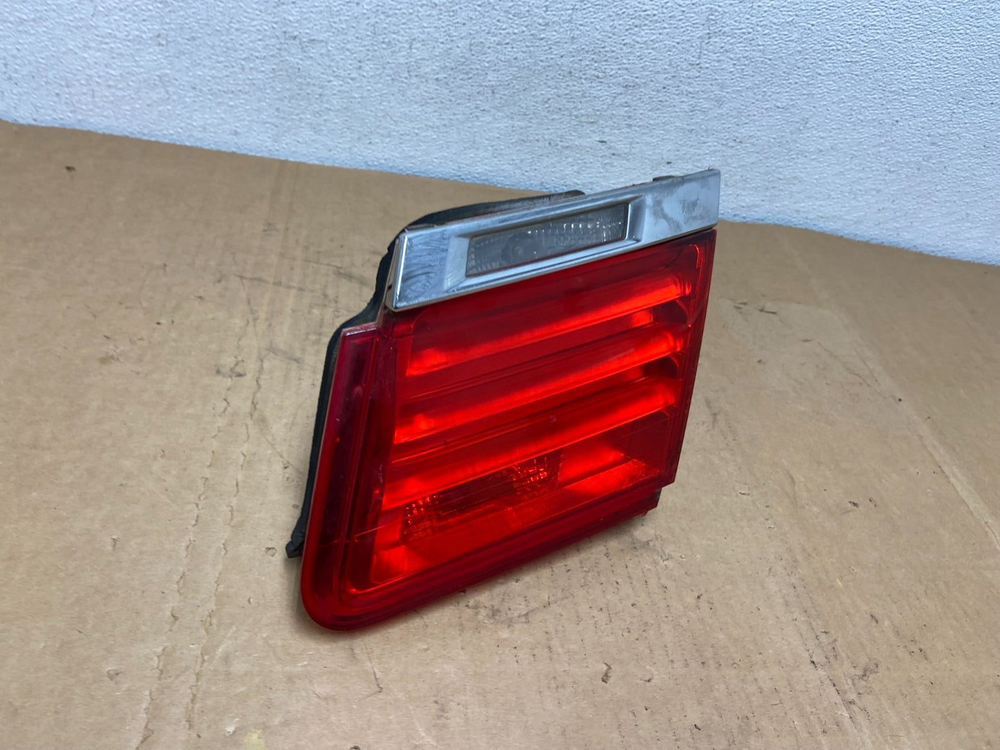 2009 - 2012 Bmw 7-Series F01 F02 750i Right Passenger Inner Tail Light AC8541 DW2