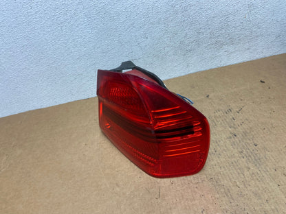 2006 2007 2008 Bmw 328i 3 Series Right Passenger Rh Side Tail Light AD4680 LK1
