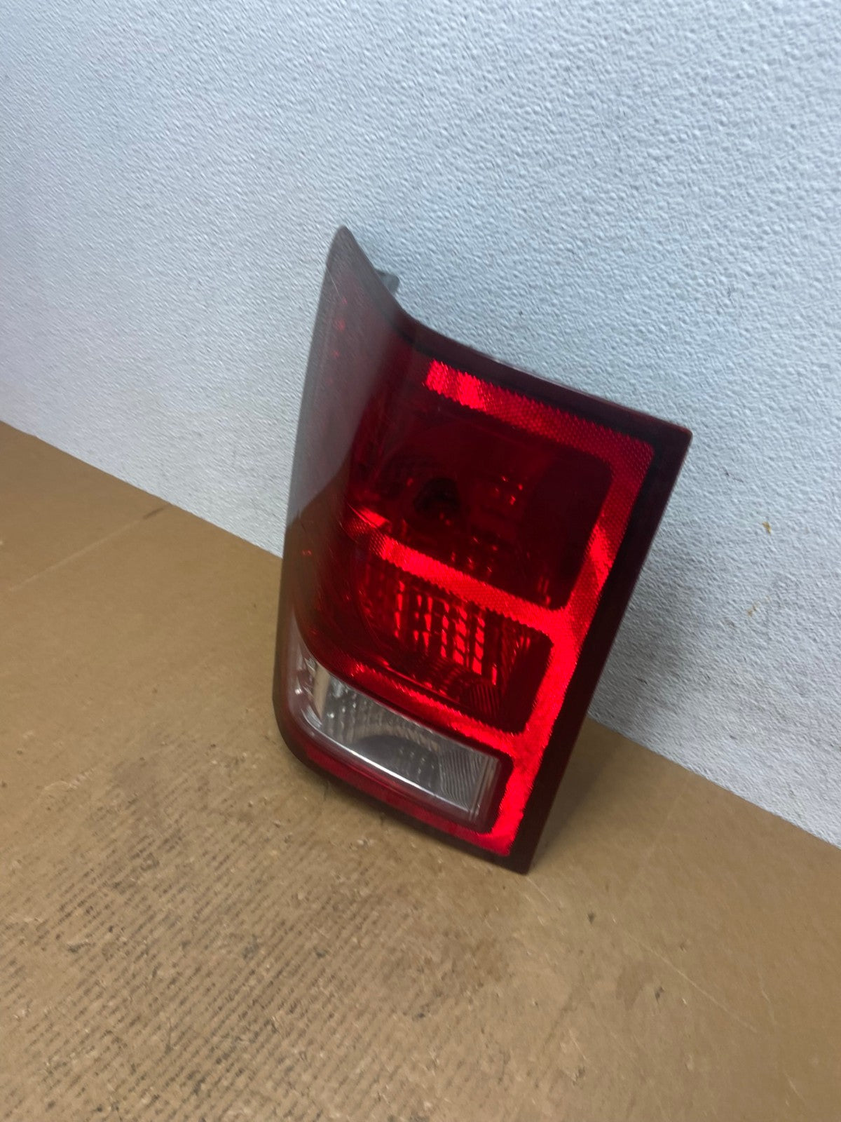2007 to 2010 Jeep Grand Cherokee Left Driver Lh Tail Light AE0442 LK1