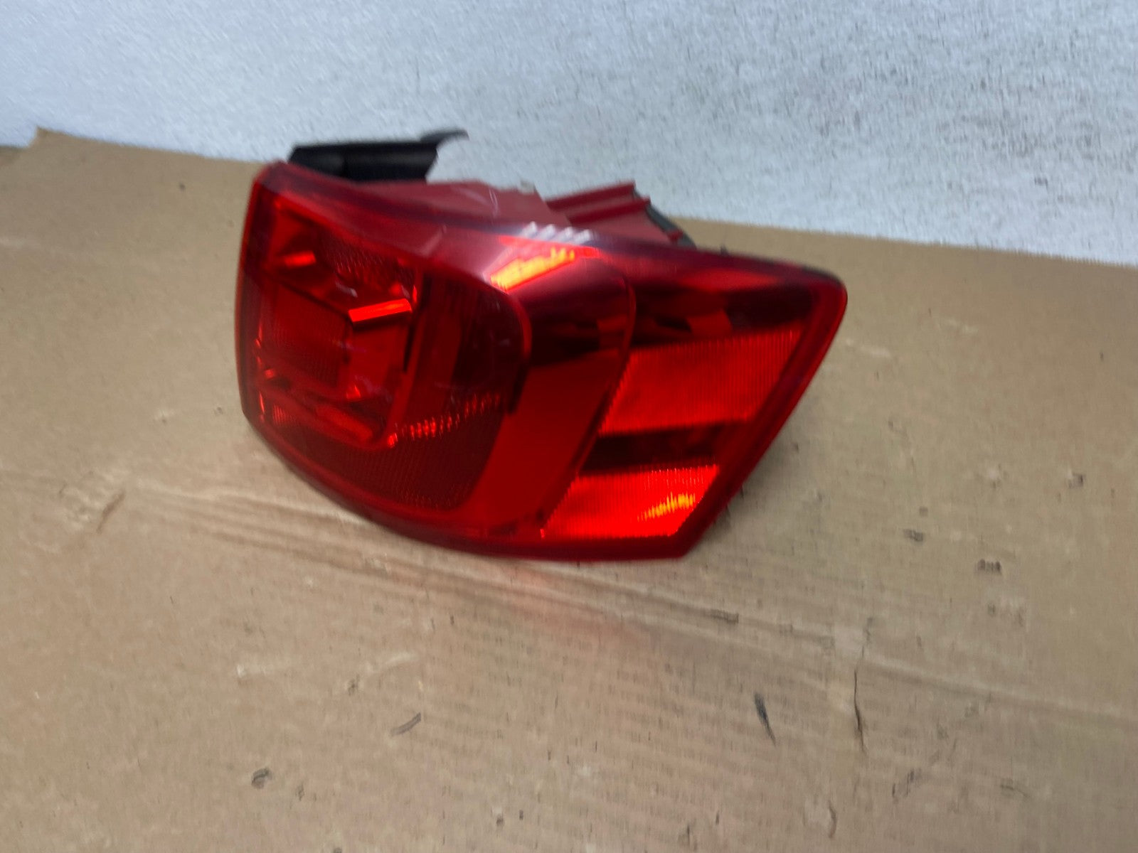 2011 to 2014 Volkswagen Jetta Right Passenger Rh Side Tail Light AD3901 LK1