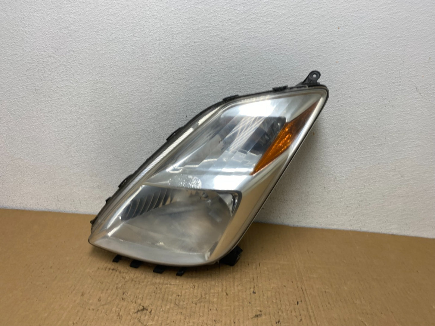 2004 - 2005 Toyota Prius Left Driver LH Side Headlight Xenon Hid AC7781 DW0