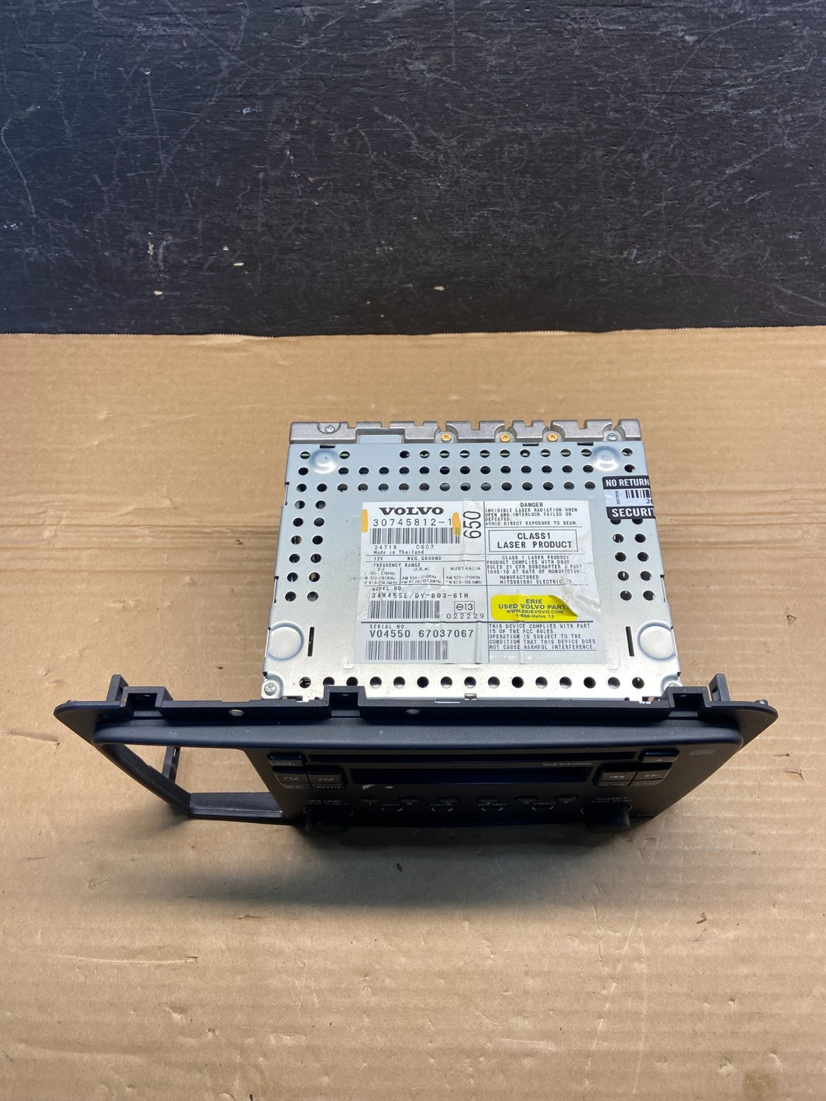 2005 - 2009 Volvo S60 S70 S80 Radio Multimedia CD Player ae4604 DG3