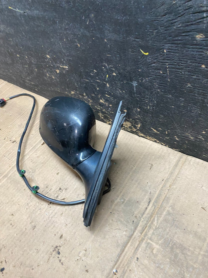 2006-2010 Volkswagen Jetta right  View Door Mirror Turn Signal OEM W2232 MS1