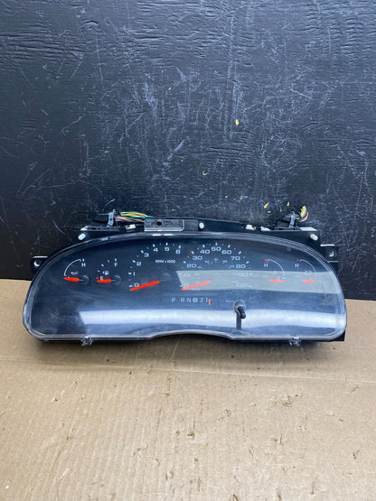 2006 Ford E350 Gauge Speedometer Cluster ac6498 DG0