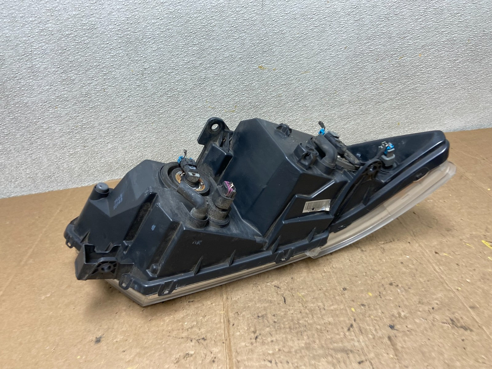 2009 to 2017 Dodge Journey Headlight Left Driver Lh Side Halogen Oem AA3879 DW4
