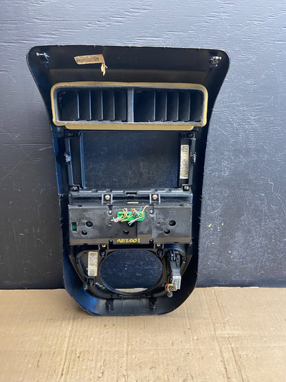2003 to 2008 Honda Element Radio Climate Control Shifter Bezel ae2001 DG6